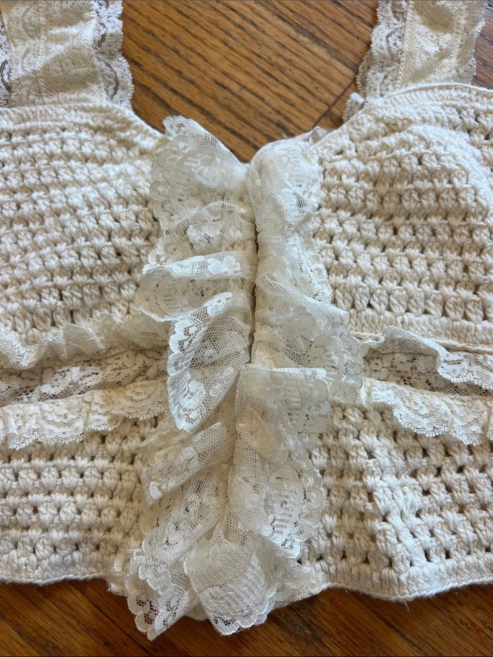 Zara Cream Crochet Lace Crop Top Small - Picture 2 of 6